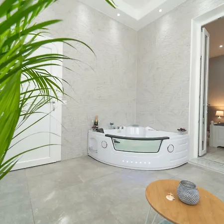 Casa Solmes بيت ضيافة أولبيا